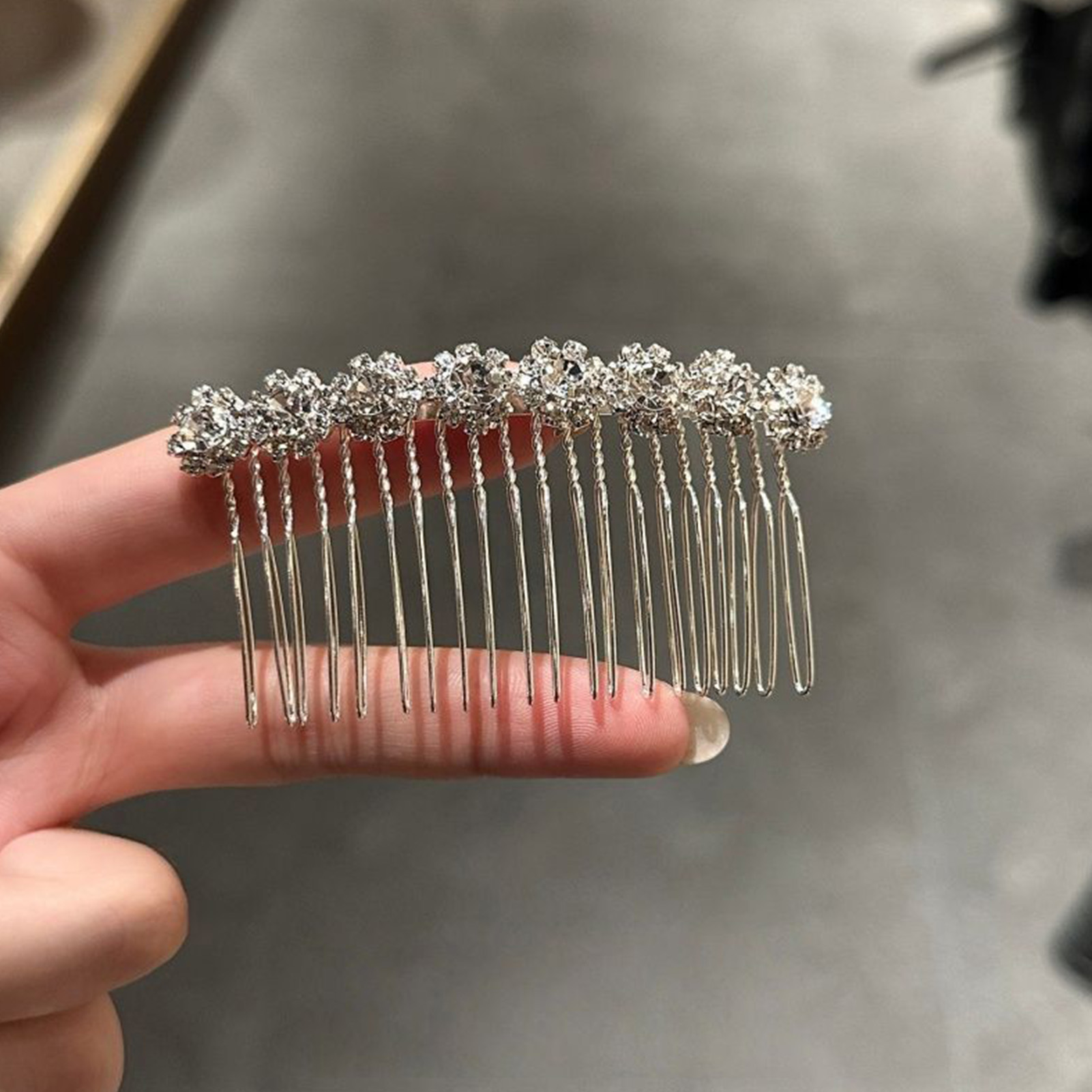 미니멀리스트 라인스톤 꽃 머리핀, 신부 웨딩 실버 컬러 - Wedding Decoration Supply 리뷰 및 가격