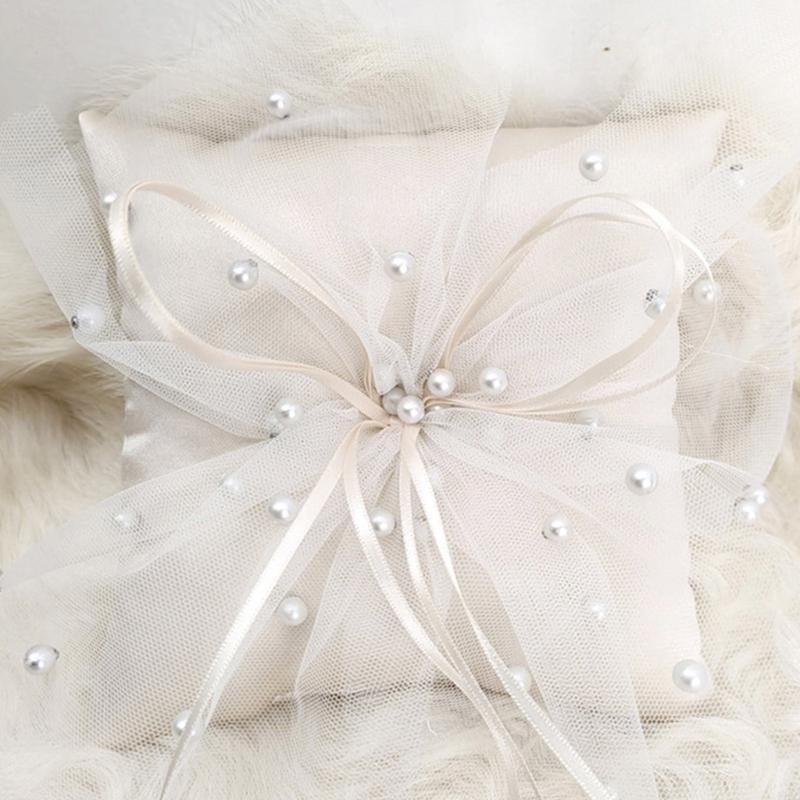 매혹적인 결혼식을 위한 수제 쿠션 화이트 링 무기명 베 - Ring Bearer Pillow 리뷰 및 가격